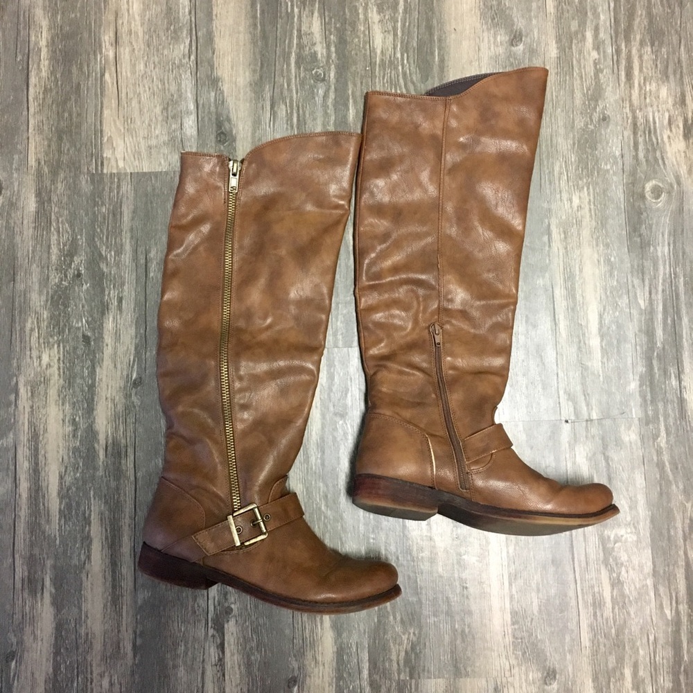 8.5 Carlos Santana Knee-High Boots